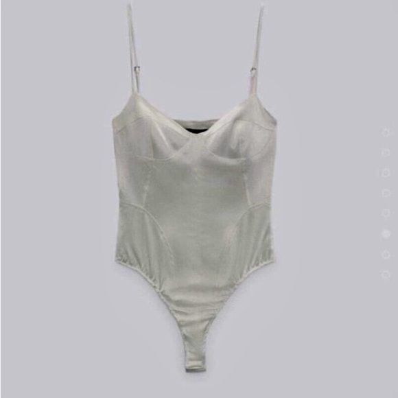 Zara Cream Satin Garment - Picture 2 of 9